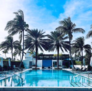 Read more about the article How to get a great workout at the pool