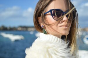 Read more about the article How to Look Amazing in Photographs