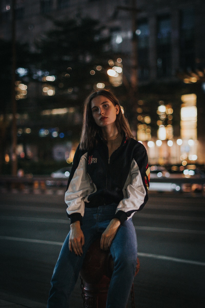 Read more about the article The 90s Body Image Trap and Why We’re Still Climbing Out
