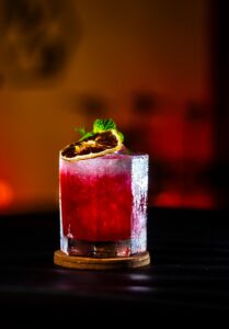 Read more about the article How to Drink Less Without Feeling Like You’re Missing Out